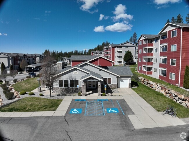 3D Exterior - Riverview Collection