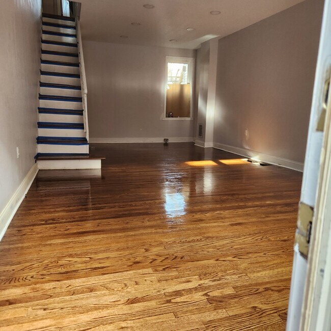 Foto del edificio - 2217 Earp St