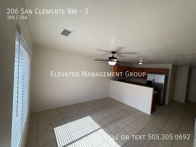 Building Photo - 206 San Clemente Ave NW