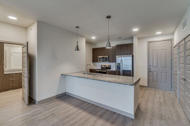 Interior Photo - Rise 120