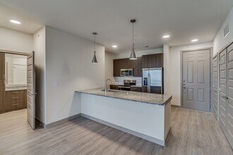 Interior Photo - Rise 120