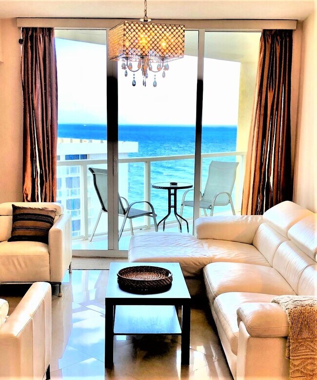 Vista al mar desde la unidad - 16699 Collins Ave