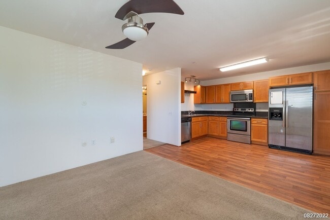 Building Photo - 1BR 1 BA with 2 ASSIGNED PARKING STALLS & ...
