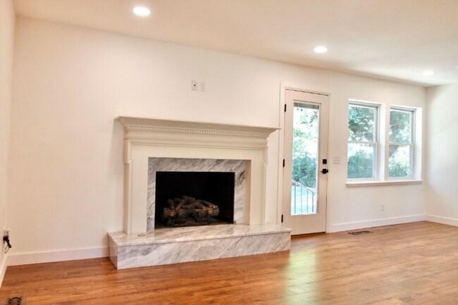 Building Photo - 3416 NW 42nd St