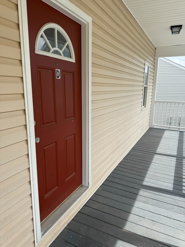 Building Photo - 107 Hanover St