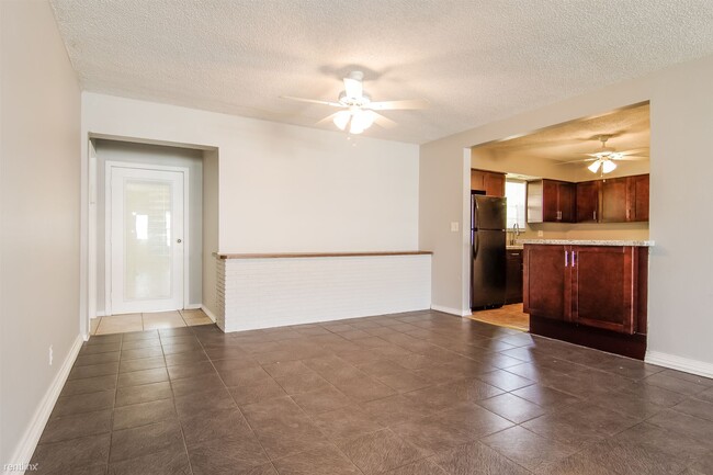 Building Photo - 2 br, 2 bath House - 2242 Washington St