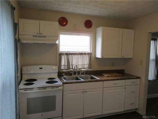 Foto del edificio - 3037 Mohican Ave