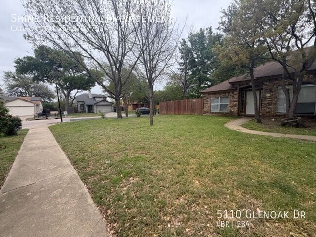 Foto del edificio - 5110 Glenoak Dr