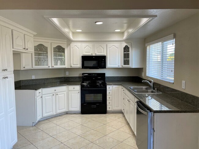 Building Photo - 23595 Norris Cir