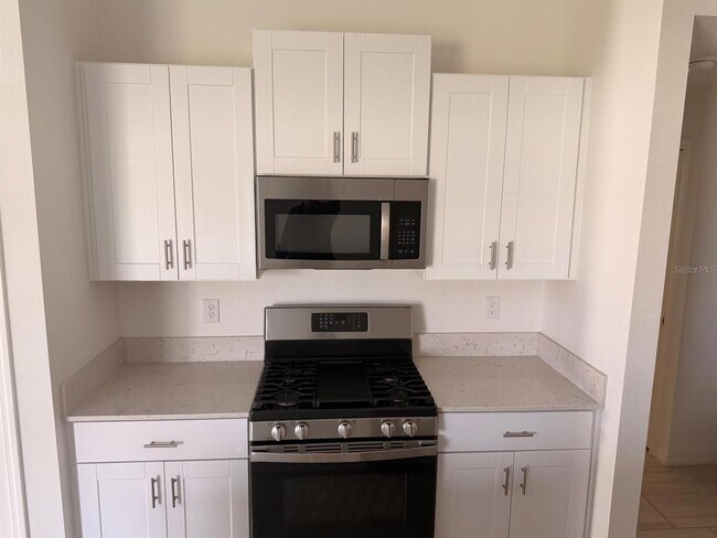 Foto del edificio - 35072 Ackley Trce