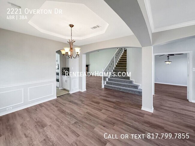 Foto del edificio - 2221 Overton Dr