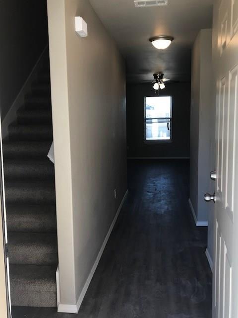 Foto del edificio - 604 SW Loudon Dr
