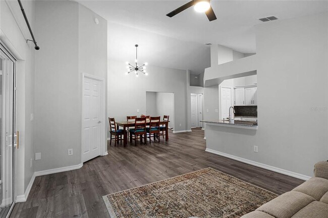 Building Photo - 3667 Eversholt St