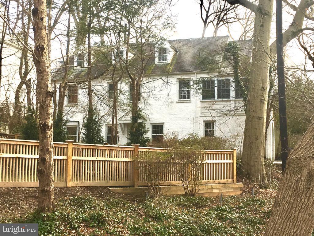 Primary Photo - 5215 Abingdon Rd