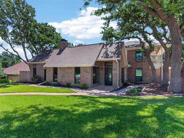 Building Photo - 1515 Mission Hills Ln