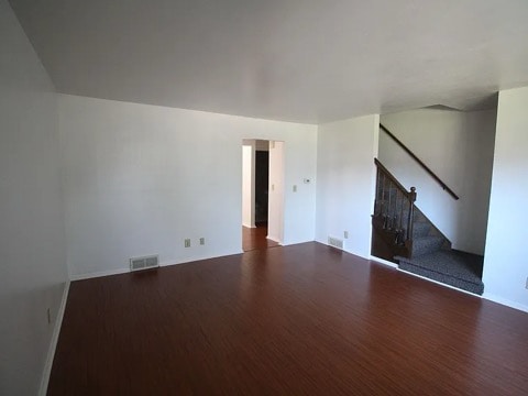 Building Photo - 10723 W Wren Ave