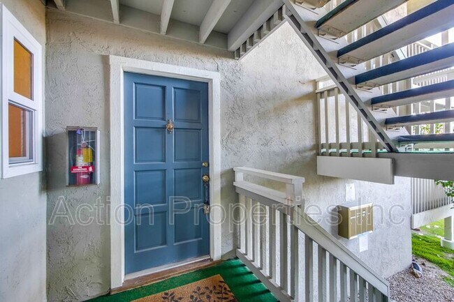 Foto del edificio - 2747 Mauricia Ave