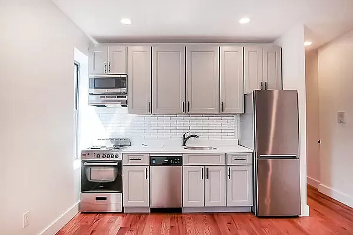 Foto principal - 808 Prospect Place