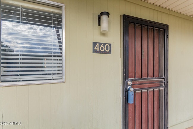 Building Photo - 4610 N 68th St