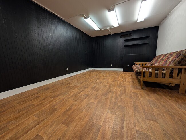 Foto del edificio - 316 Chicago Rd