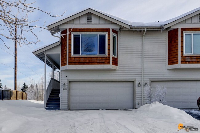 Foto del edificio - RARE FIND! Updated Government Hill Duplex w/ Private Garage! 5 minutes to Elmendorf AFB.