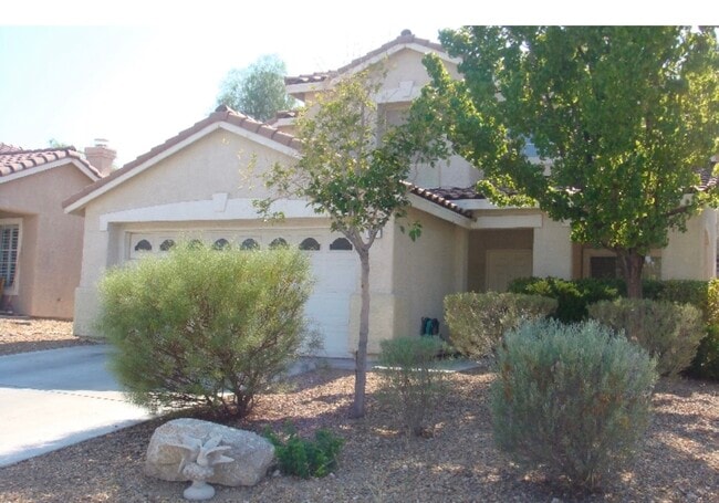 Building Photo - 5 Spur Cross Cir