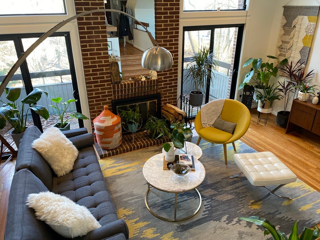 7505 Bradley Blvd, Bethesda, MD 20817 Townhome Rentals in Bethesda MD