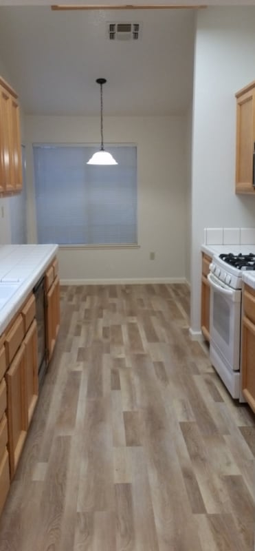 Building Photo - 5033 Charter Rd
