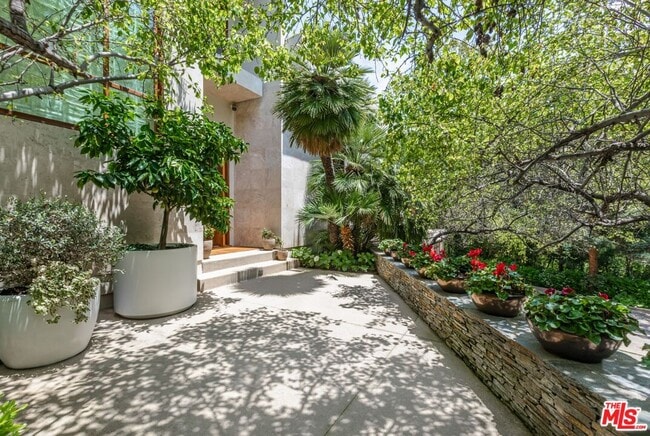 Foto del edificio - 1188 Brooklawn Dr