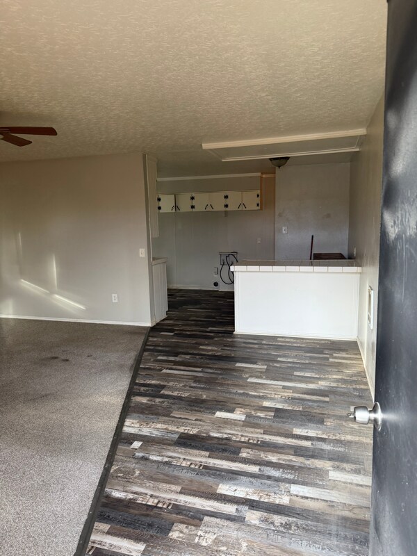 Foto del edificio - 606 Center St W