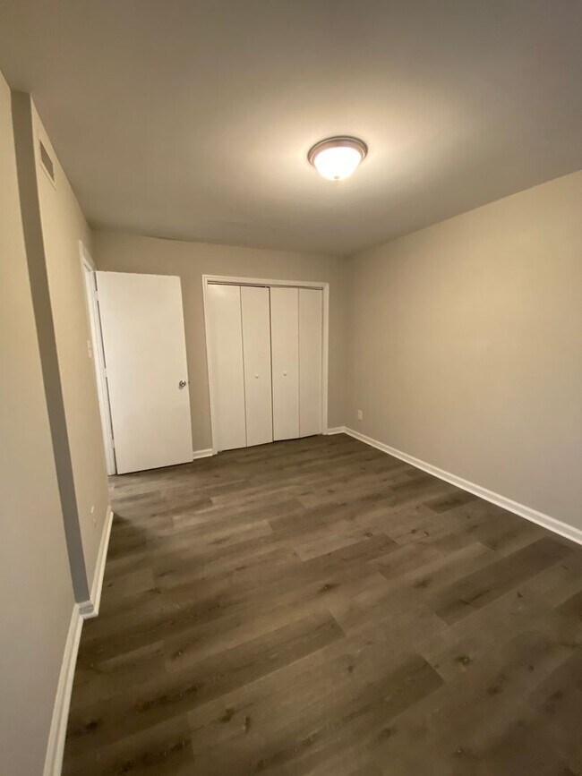 Foto del edificio - 2130 S Roxboro St