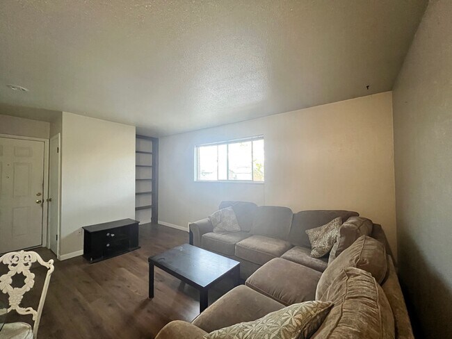 Foto del edificio - 1309 Burton Ct