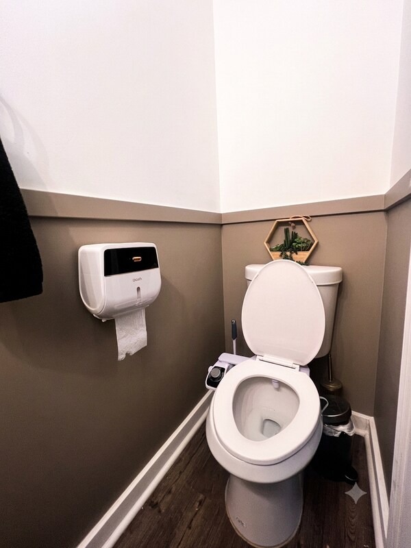 Foto del edificio - 6314 Meadow Glade Ln