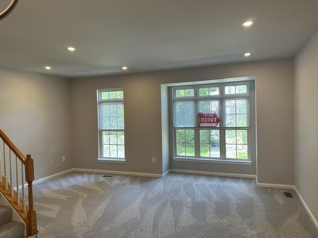 Building Photo - 843 Fairview Village Ct