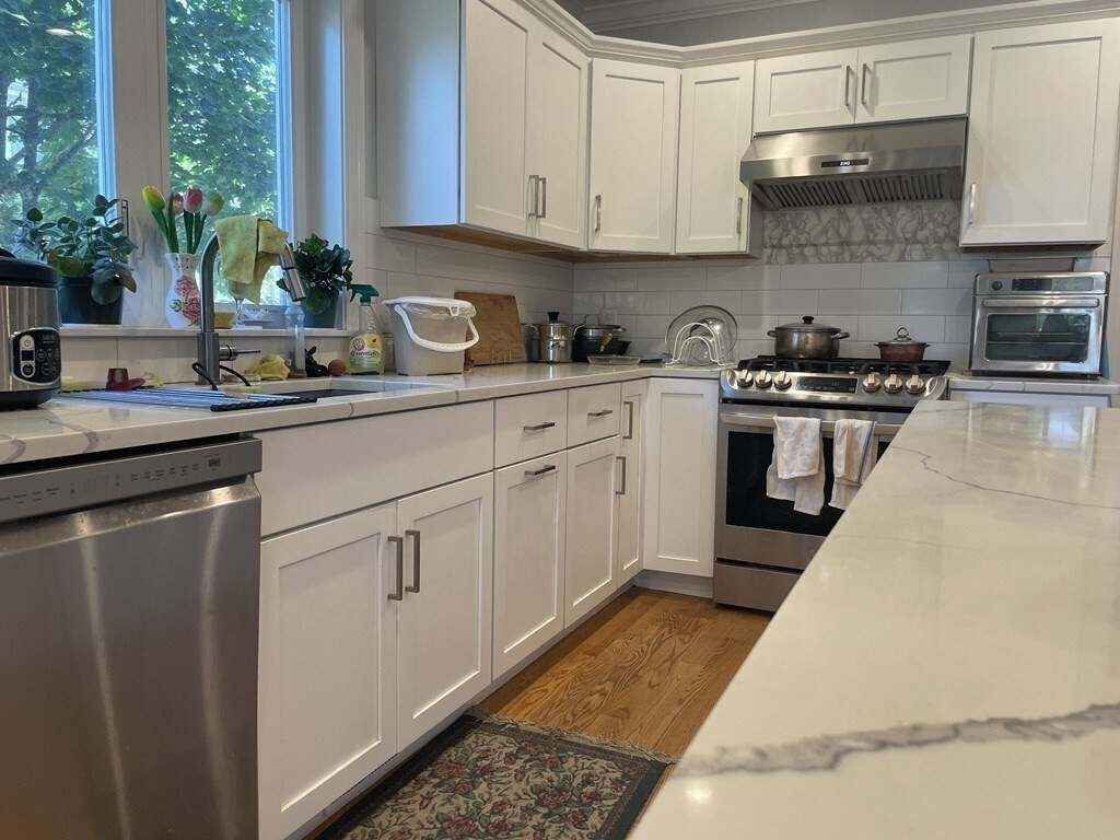 Foto principal - 54 Birchwood St