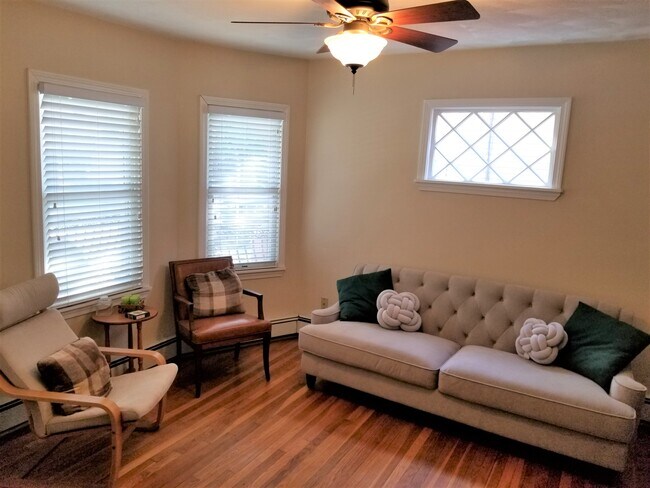 Living Room - 275 Medford St