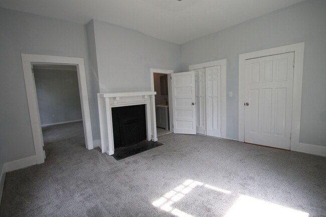 Building Photo - Exclusively Offered by Muse Realty Rentals, LLC