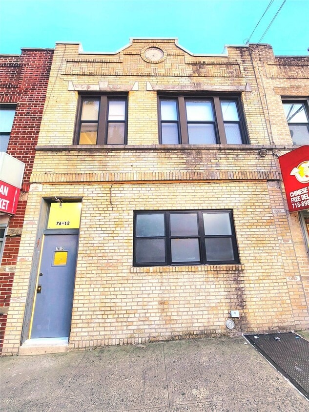 Primary Photo - 76-12 Woodside Ave