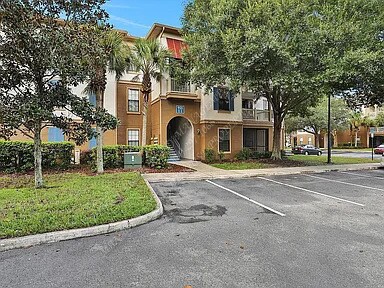 Foto principal - Stunning Remodeled 2 Bedroom Condo in Williams Walk