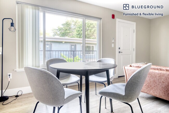 Foto del edificio - 215 Union Ave