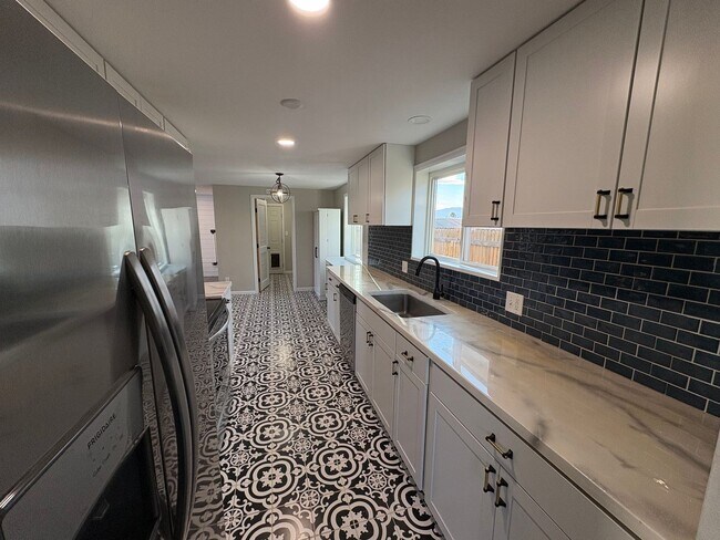 Foto del edificio - Beautiful 4 Bed 3 Bath Home!!!