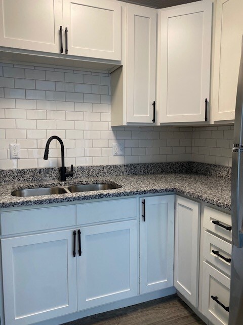 Foto principal - 150 E University Blvd