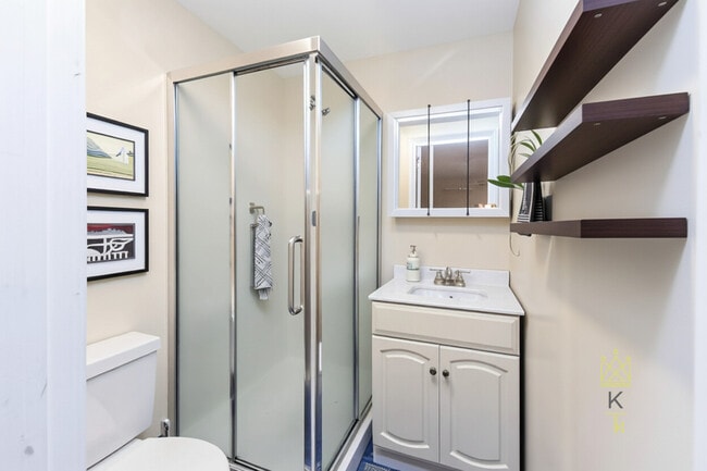 Building Photo - 1100 Beacon St