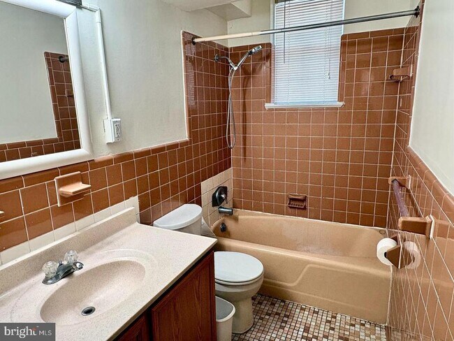 Foto del edificio - 1316 Rowe St