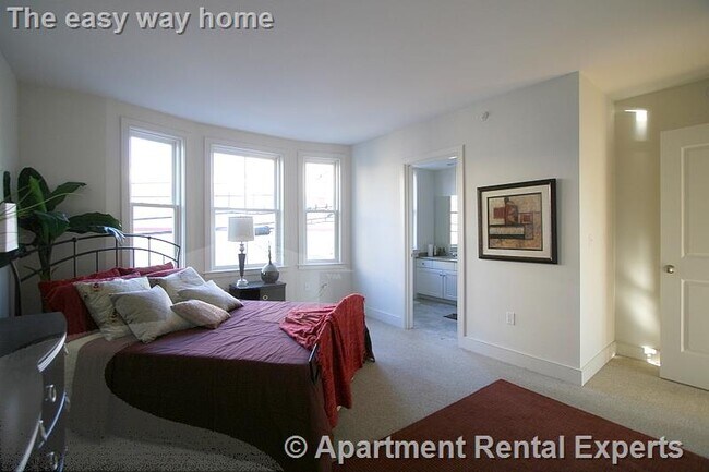 Foto del edificio - 110 Second St Unit #PH09