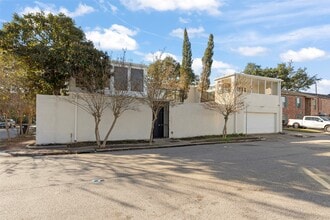 Building Photo - 1201 Autrey St