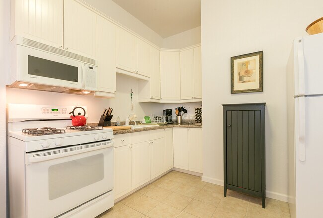 2da vista de la cocina - 2765 Lombard St