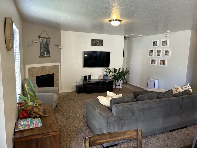 Foto del edificio - 3932 S Veneto Pl