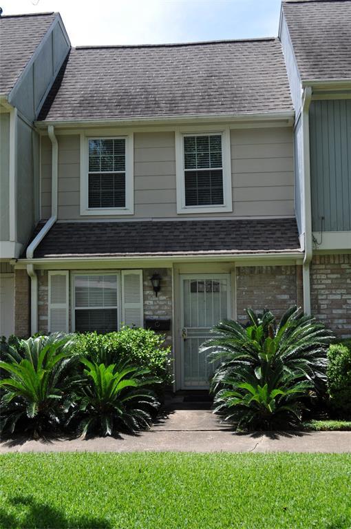 Foto principal - 8102 Amelia Rd