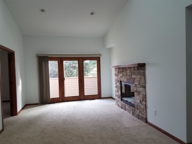 Foto del edificio - 5285 Dierks Dr